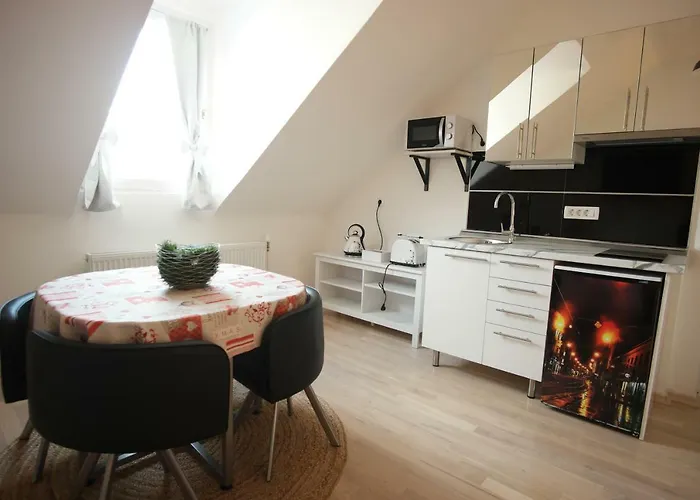 Zagreb Studio Apt No.2