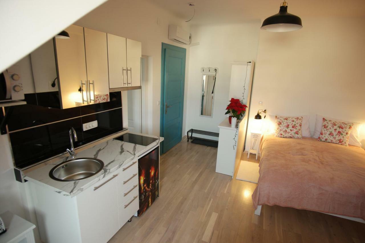 No.2 Apartment