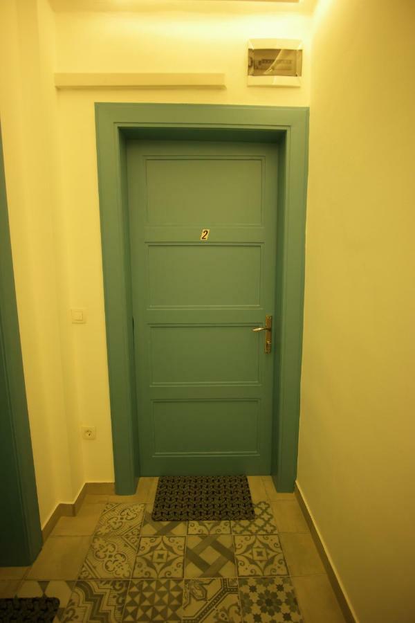 Apartment No.2